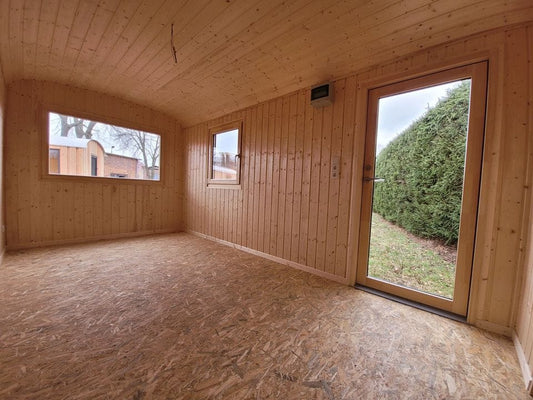 Remorque mobile 20 pieds avec porte et fenêtre recouvert en bois