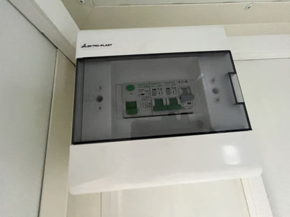 Maison Mobile 20 Pieds x 8 Pieds - Entièrement Fini, Intérieur et Extérieur en Bois Traité, Prêt à l'Emploi