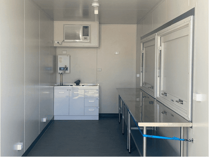 Container Bar 20 Pieds - Espace de Restauration Mobile et Polyvalent