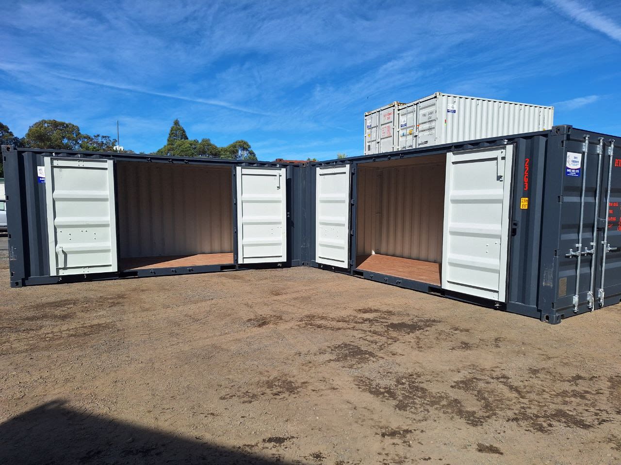 Container 20 Pieds avec Ouverture Standard sur le Côté - Solution de Stockage Pratique et Flexible