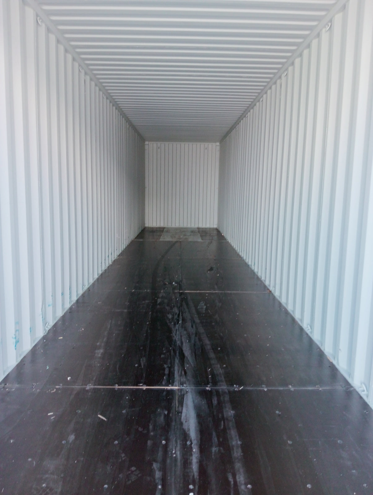 Container 40 Pieds HC (Haute Capacité) - Espace de Stockage Extra Large et Résistant